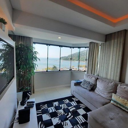 3 Suites Linda Vista Da Orla De Bc A 50M Da Praia - Somente Familiares Balneário Camboriú 外观 照片