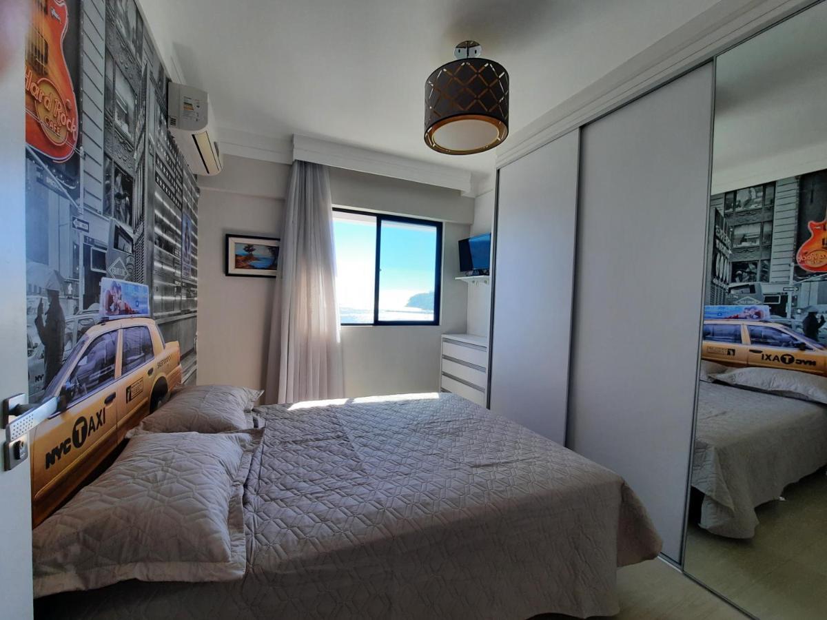 3 Suites Linda Vista Da Orla De Bc A 50M Da Praia - Somente Familiares Balneário Camboriú 外观 照片