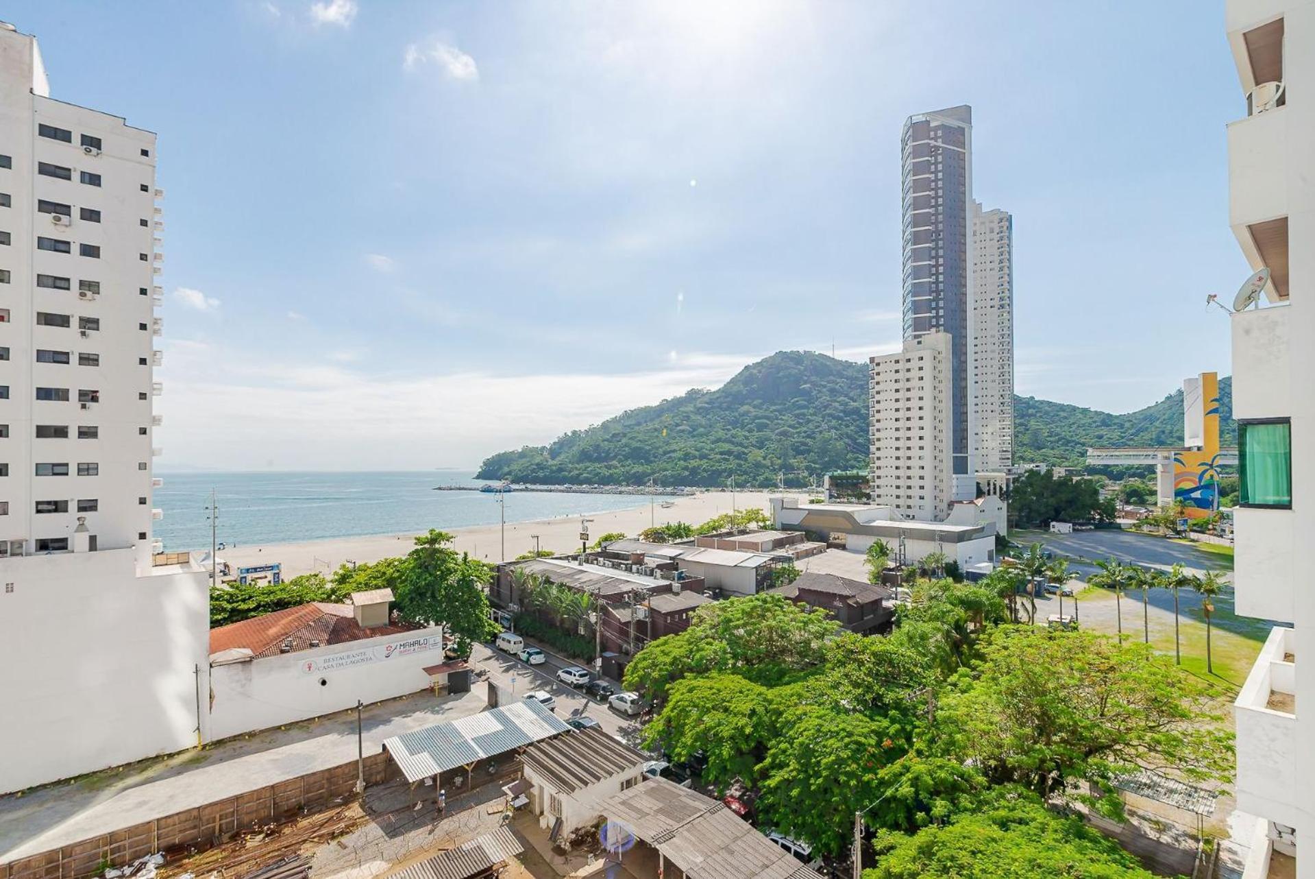 3 Suites Linda Vista Da Orla De Bc A 50M Da Praia - Somente Familiares Balneário Camboriú 外观 照片